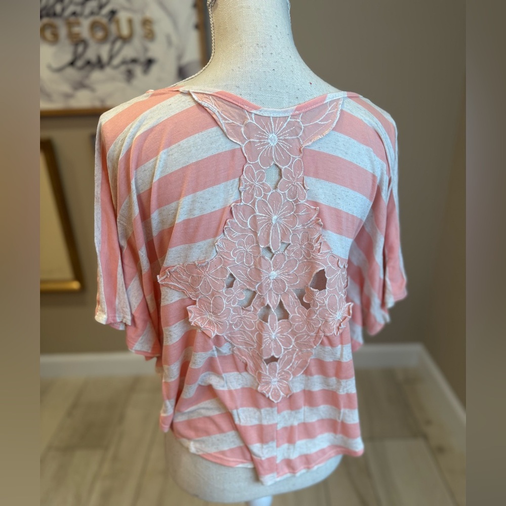 5 for $30 Body Central Pink & White Striped Top with Flower Cut Out Back